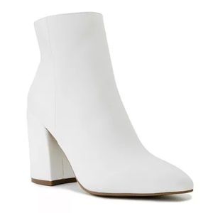 Sugar Evvie White Block Heel Ankle Boots